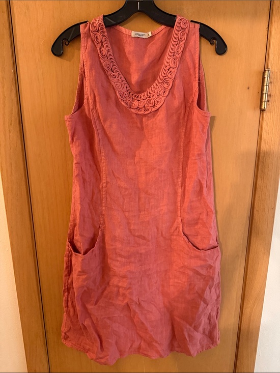 Lungo L’Arno Dresses & Skirts - Lungo L’Arno Women’s Sleeveless Linen Shift Dress Rosette Coral Pink Medium